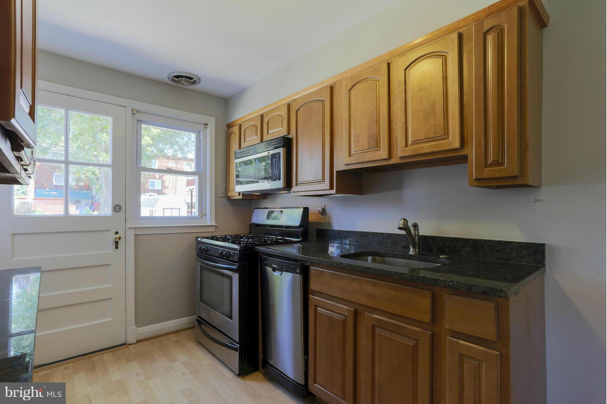 1300 Halstead Road Baltimore, MD 21234 - Photo 4 of 15 Interior (General)