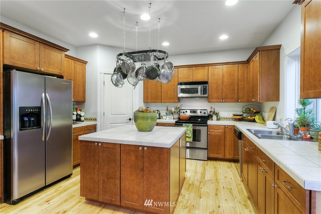 6732 Southeast 3rd Street Renton, WA 98059 - Photo 9 of 23