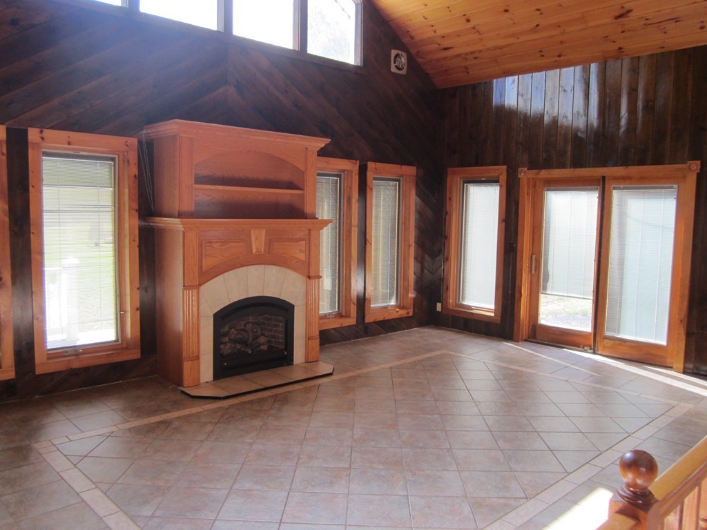1129 White Pond Road Athol, MA 01331 - Photo 6 of 25