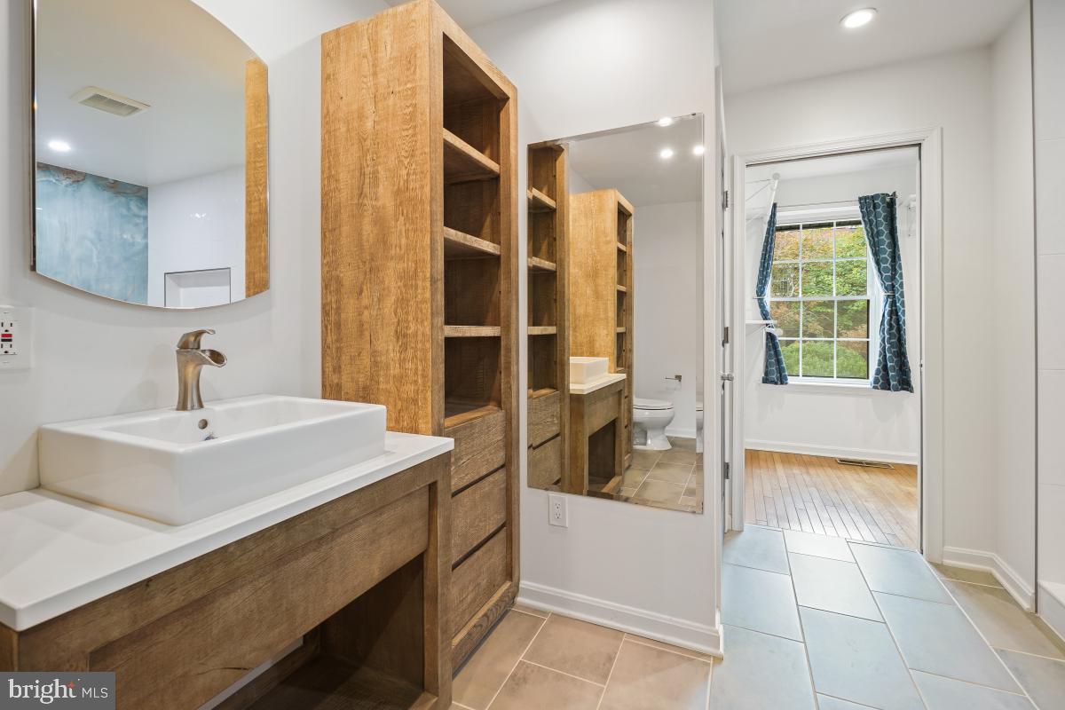 2134 Golf Course Drive Reston, VA 20191 - Photo 39 of 55