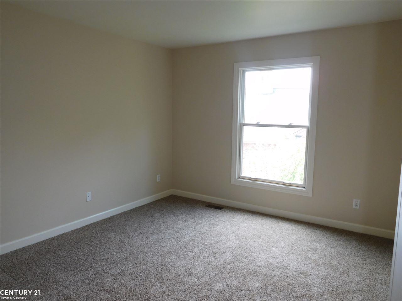 4675 Oakhurst Ridge Road Clarkston, MI 48348 - Photo 37 of 47