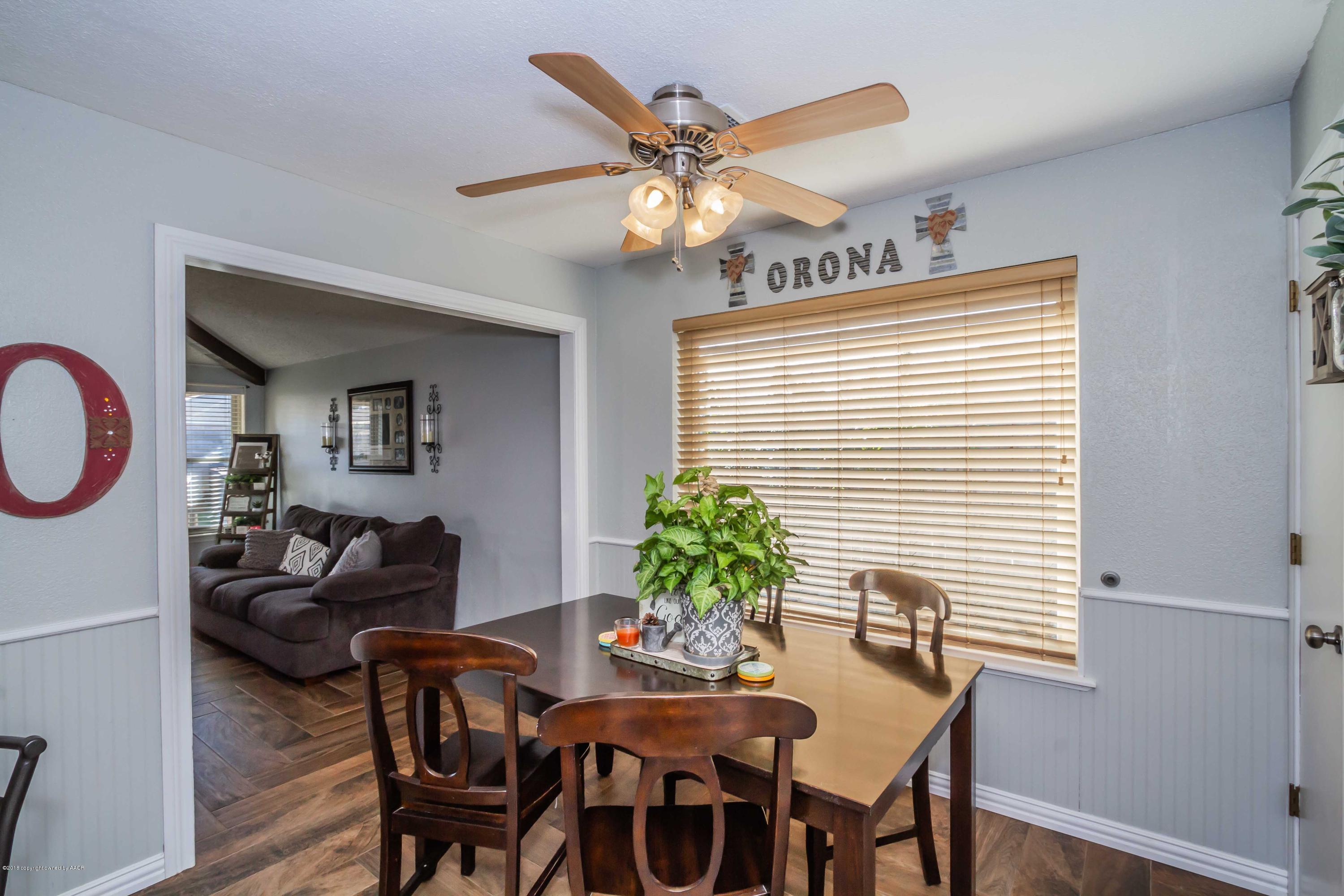 5325 Wheeler Lane Amarillo, TX 79110 - Photo 10 of 24 DINING VIEW 3