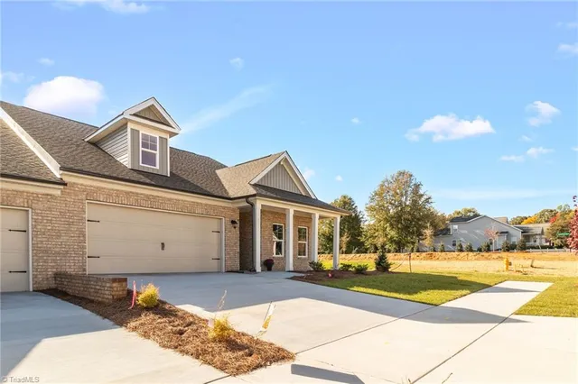 $499,900 | 3606 Townland Circle, Clemmons, NC 27012
