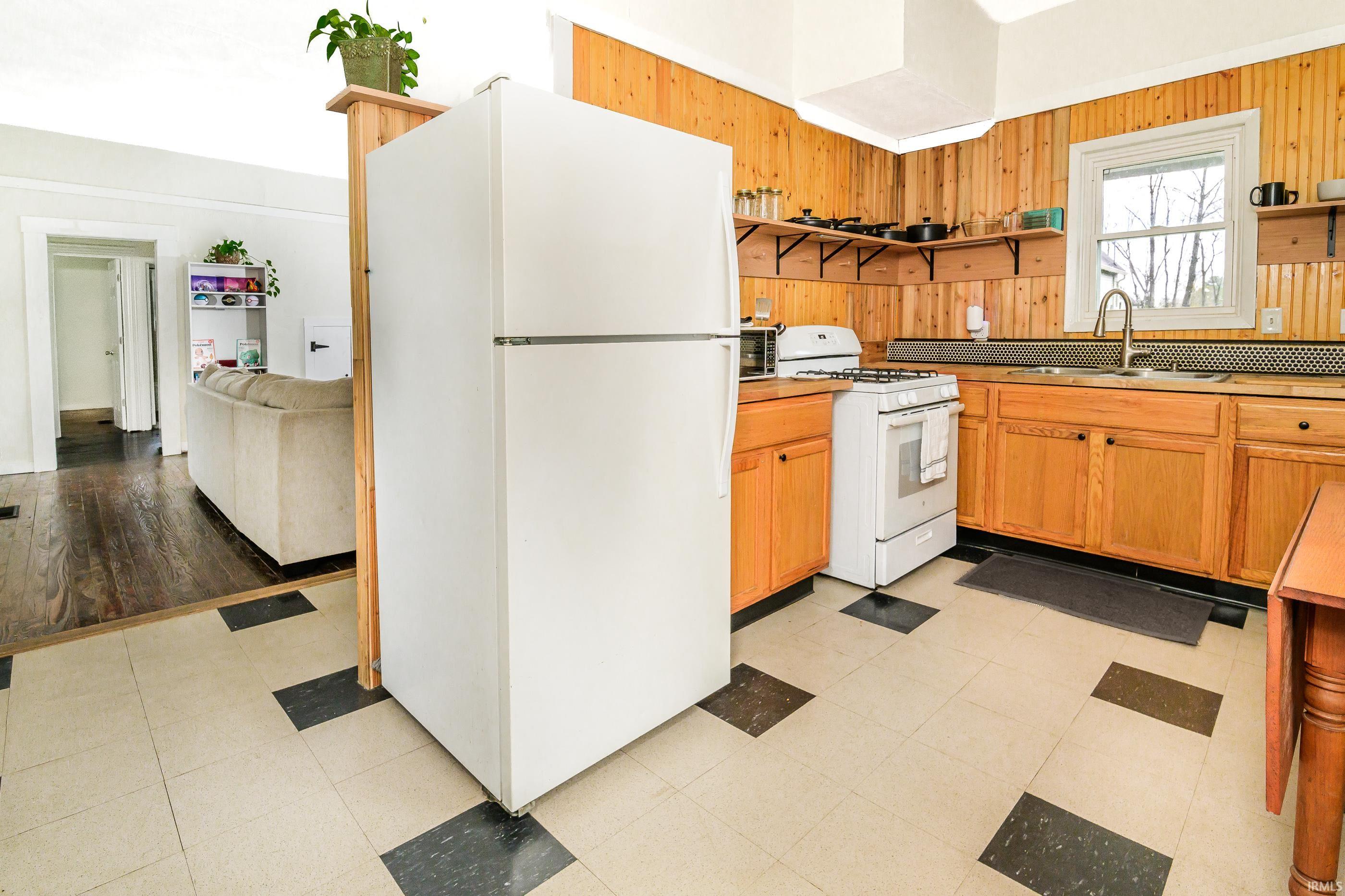 1020 West 7th Street Bloomington, IN 47404 - Photo 12 of 30