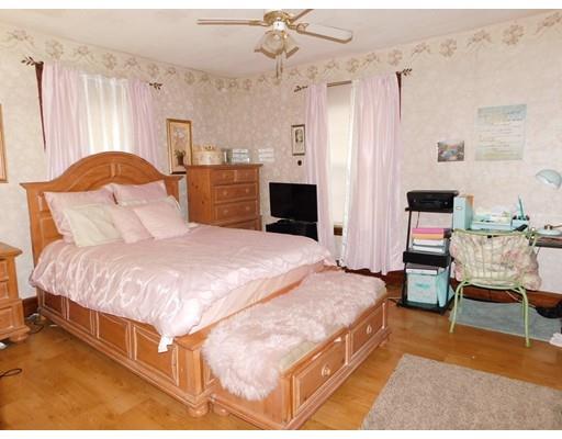 23 Hawthorne Street Springfield, MA 01105 - Photo 10 of 13