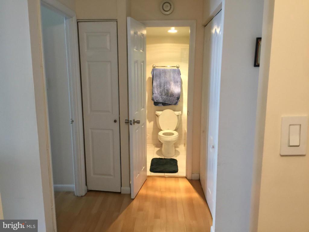 1301 20th Street Northwest, Unit 207 Washington, DC 20036 - Photo 17 of 18 Bathroom