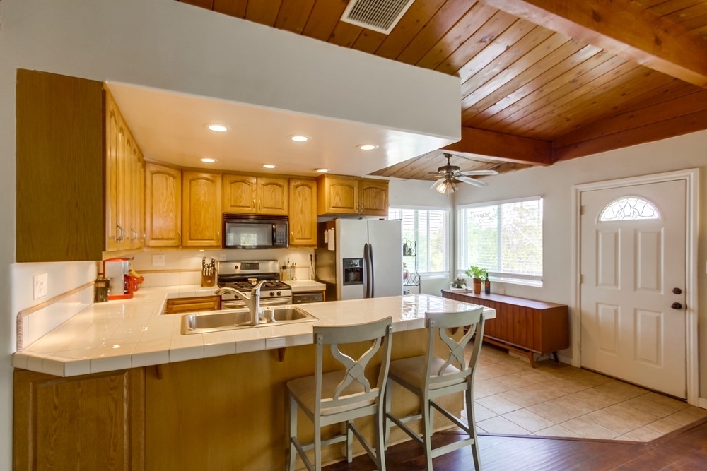 11813 Altadena Road Lakeside, CA 92040 - Photo 5 of 22