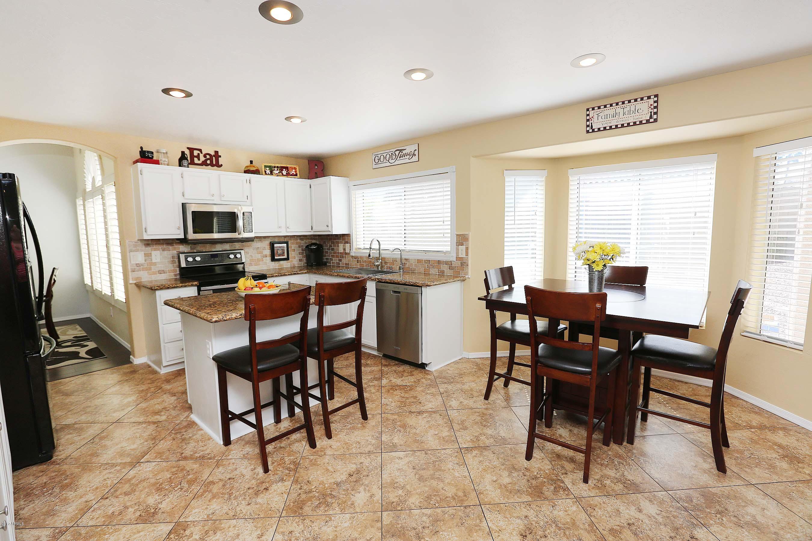 1735 East Redfield Road Phoenix, AZ 85022 - Photo 17 of 68 Redfield 17