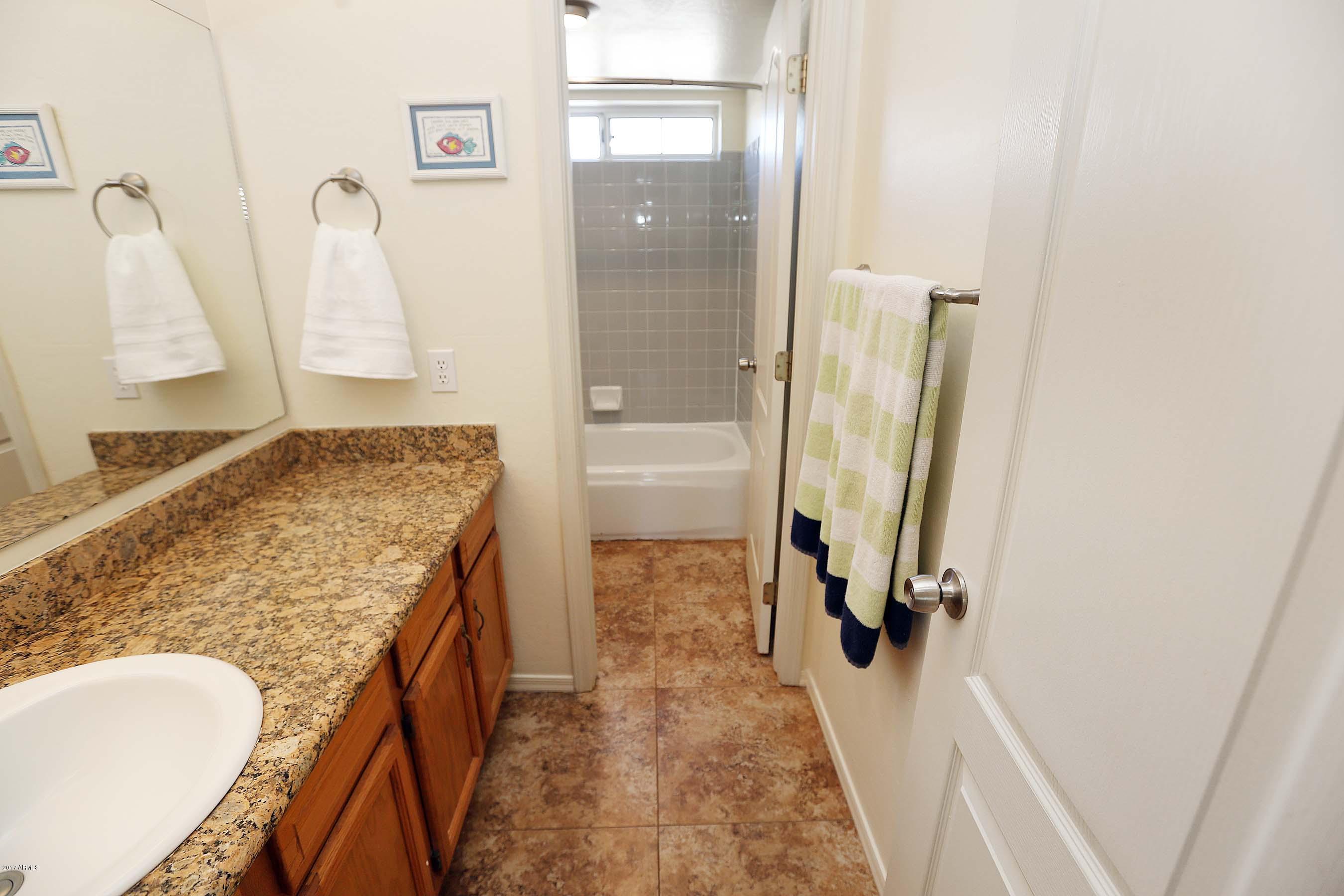 1735 East Redfield Road Phoenix, AZ 85022 - Photo 32 of 68 Redfield 32