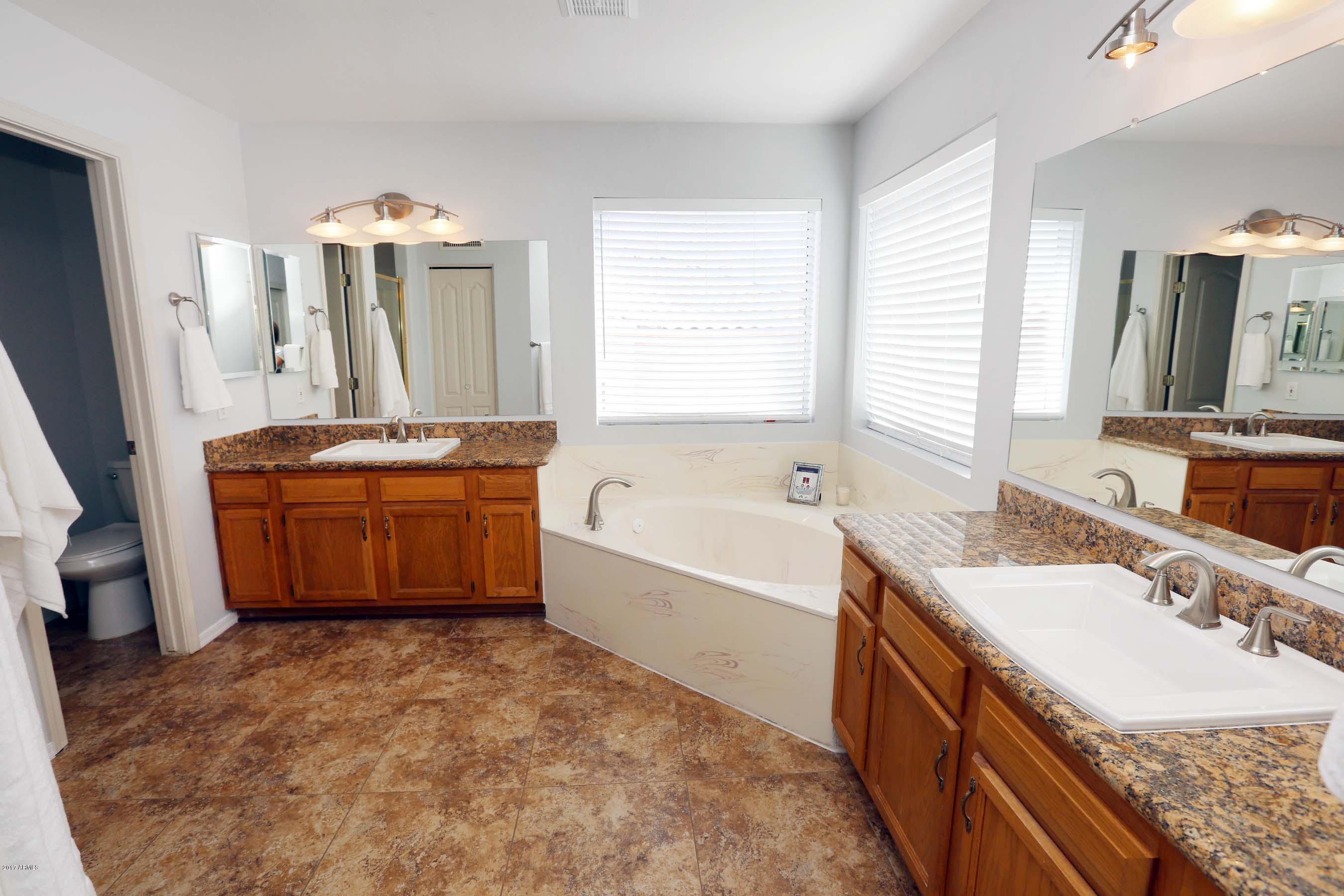 1735 East Redfield Road Phoenix, AZ 85022 - Photo 49 of 68 Redfield 49