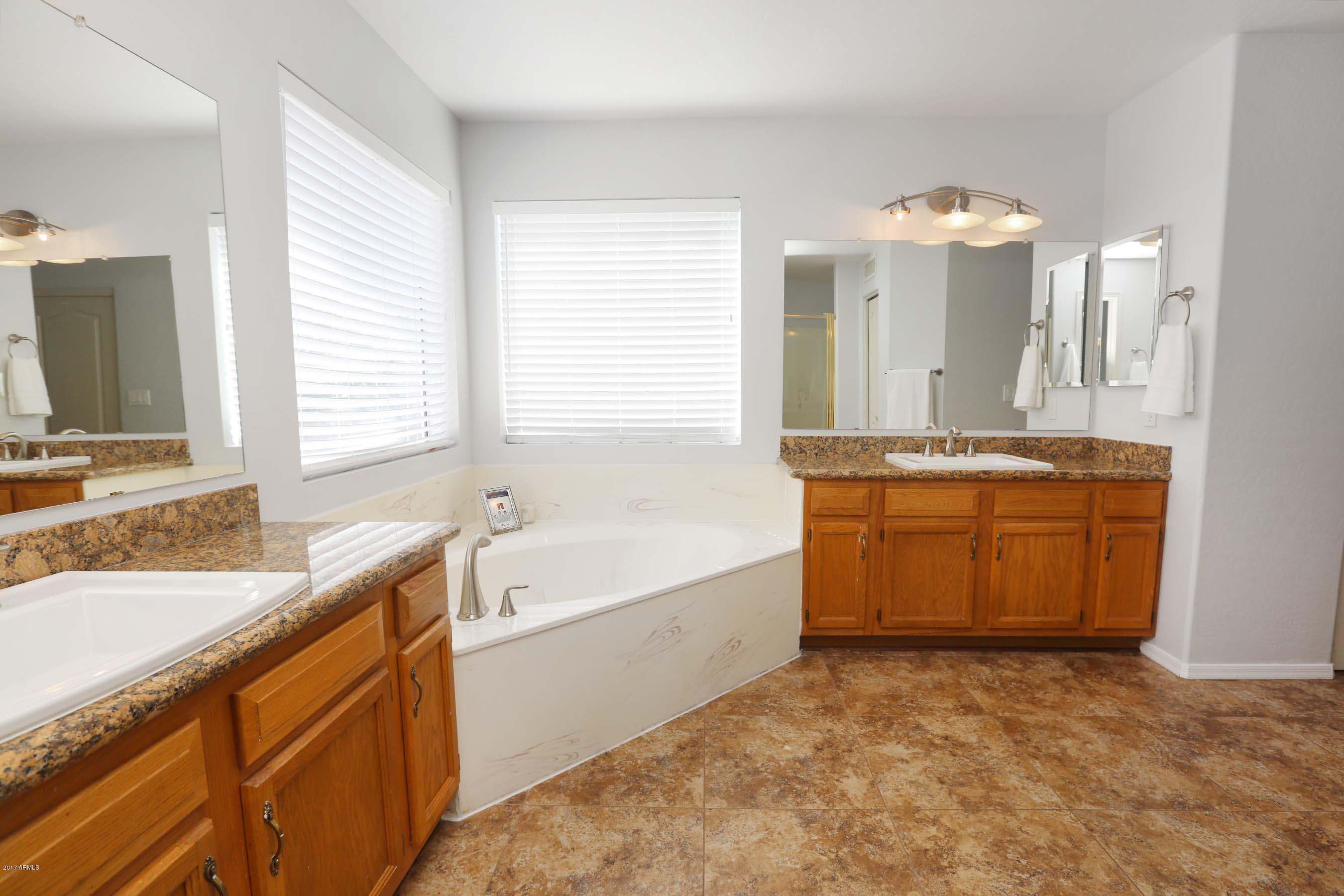 1735 East Redfield Road Phoenix, AZ 85022 - Photo 50 of 68 Redfield 50