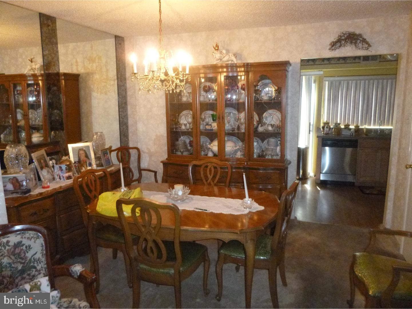 26 Chelsea Circle Clementon, NJ 08021 - Photo 5 of 13 Dining Room