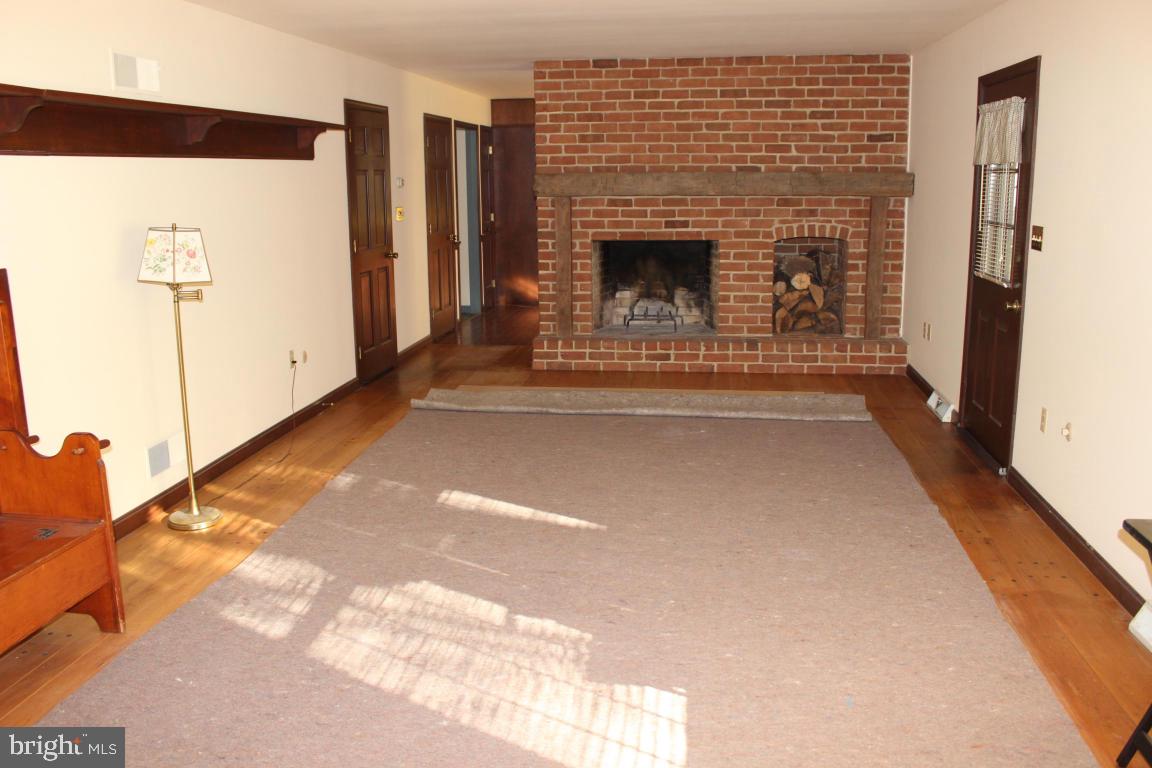 579 Millcross Road Lancaster, PA 17601 - Photo 7 of 18