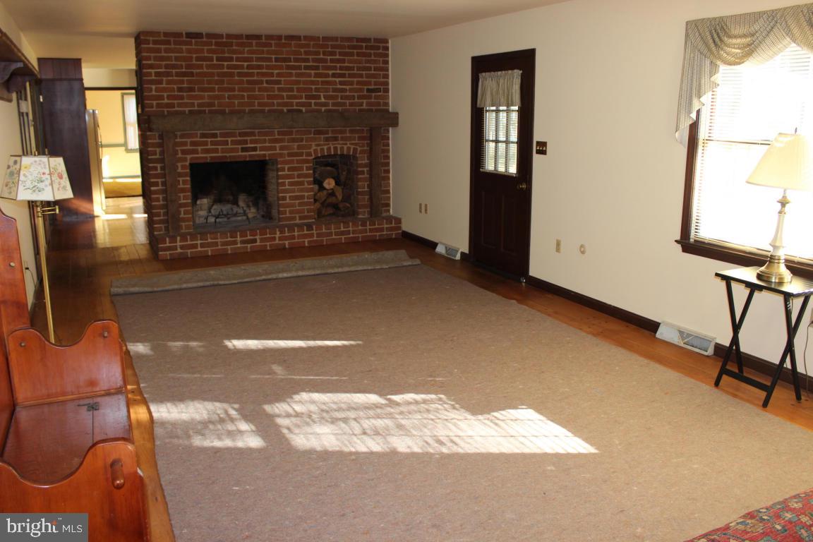 579 Millcross Road Lancaster, PA 17601 - Photo 8 of 18