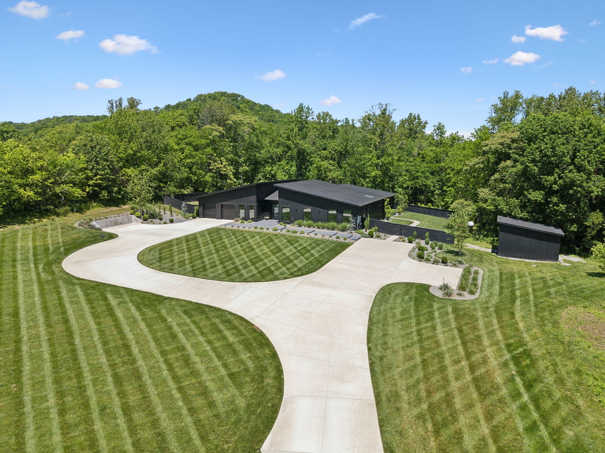 4160 Clovercroft Road Franklin, TN 37067 - Photo 55 of 60 Gallery Image 55