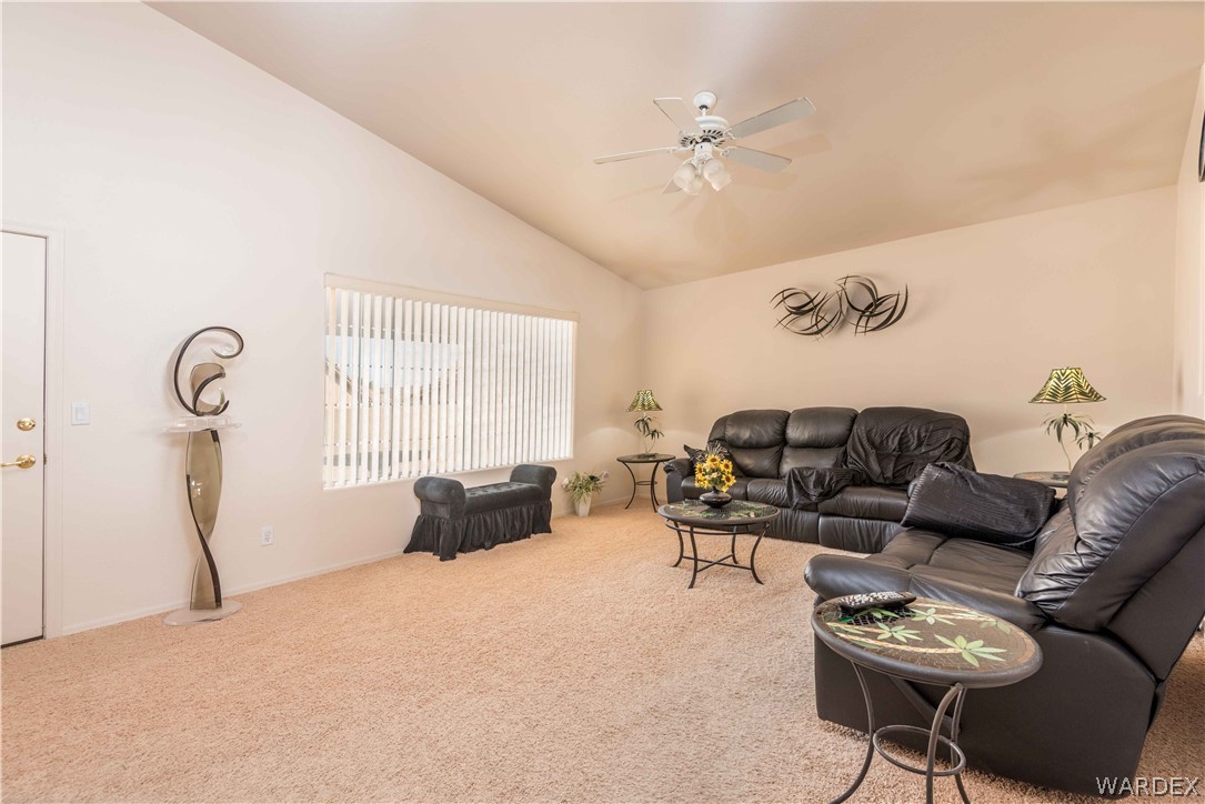 4305 East Cane Ranch Road Kingman, AZ 86401 - Photo 9 of 38 a living room with furniture