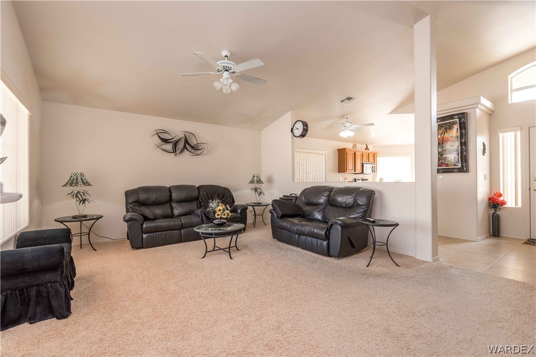 4305 East Cane Ranch Road Kingman, AZ 86401 - Photo 10 of 38 a living room with furniture