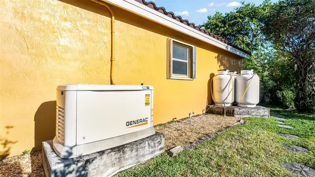 $4,750 | 19820 Southwest 7th Place, Pembroke Pines, FL 33029