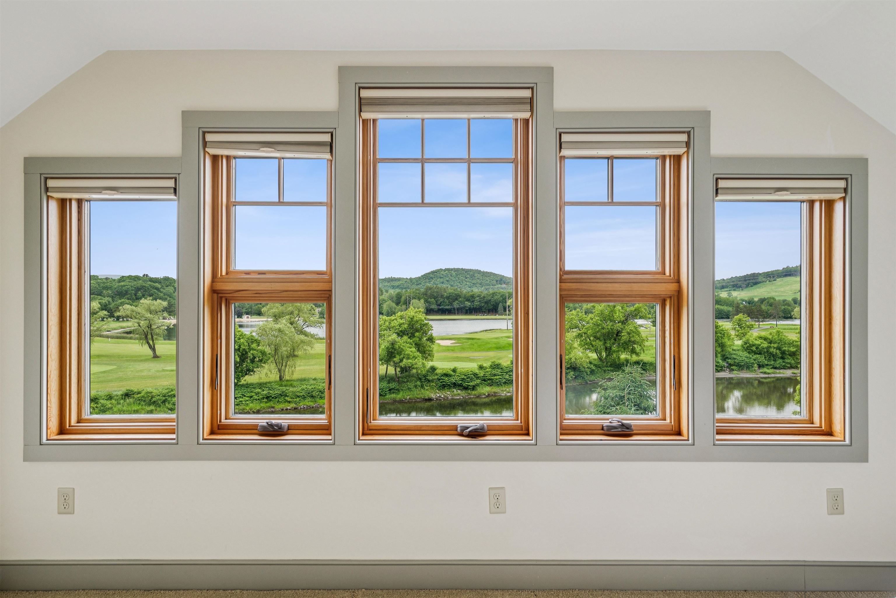 2346 Quechee Main Street Hartford, VT 05059 - Photo 26 of 32