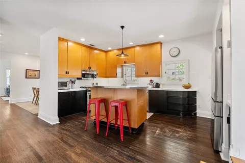 $1,499,000 | 413 Woodland Street, Houston, TX 77009