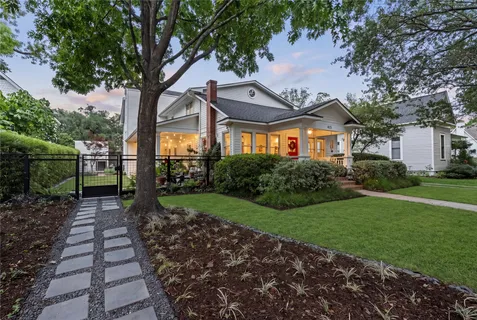 $1,499,000 | 413 Woodland Street, Houston, TX 77009