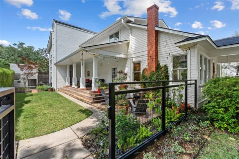 $1,499,000 | 413 Woodland Street, Houston, TX 77009