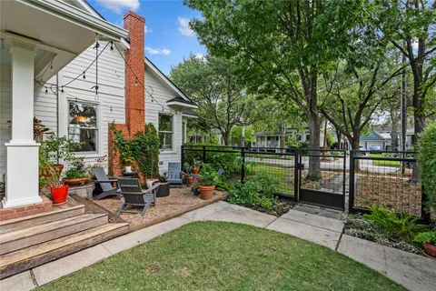 $1,499,000 | 413 Woodland Street, Houston, TX 77009