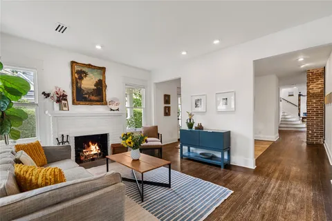 $1,499,000 | 413 Woodland Street, Houston, TX 77009