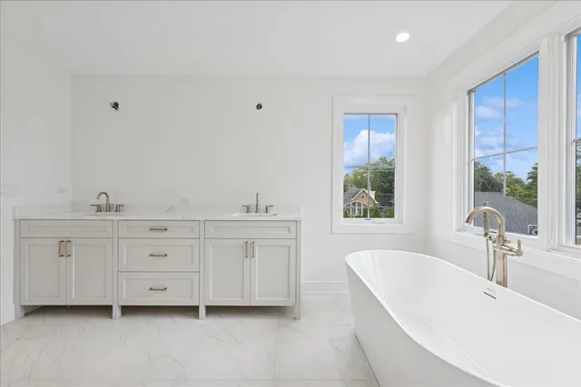 $2,575,000 | 153 South Kenmore Avenue, Elmhurst, IL 60126