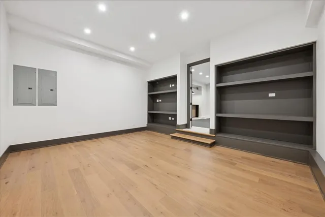 $2,575,000 | 153 South Kenmore Avenue, Elmhurst, IL 60126