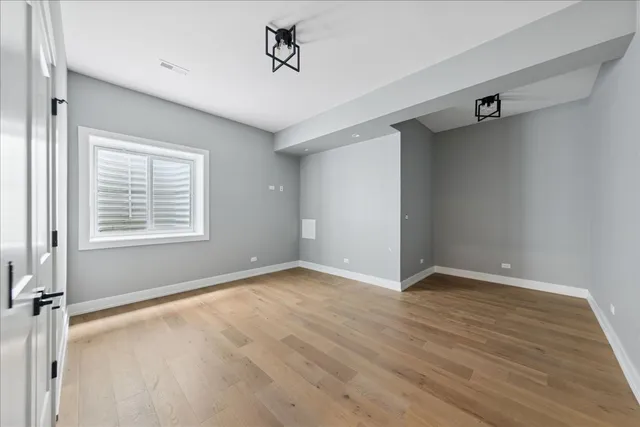 $2,575,000 | 153 South Kenmore Avenue, Elmhurst, IL 60126