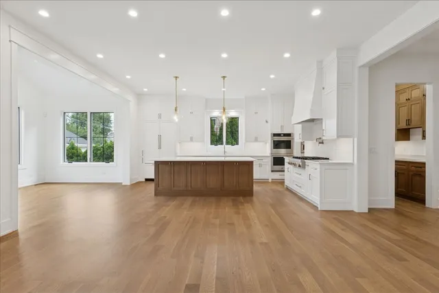 $2,575,000 | 153 South Kenmore Avenue, Elmhurst, IL 60126