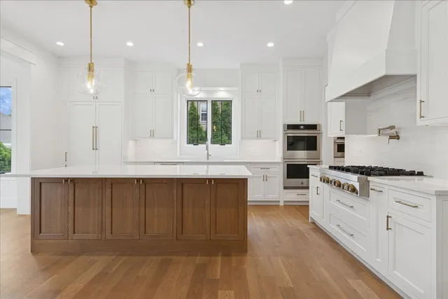 $2,575,000 | 153 South Kenmore Avenue, Elmhurst, IL 60126