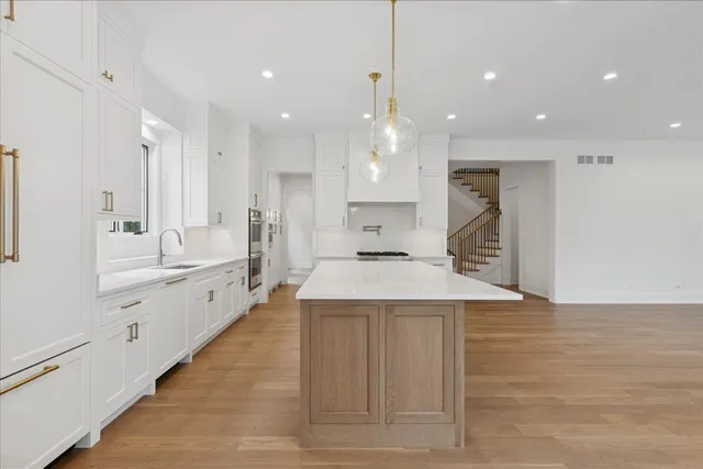 $2,575,000 | 153 South Kenmore Avenue, Elmhurst, IL 60126