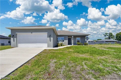 $285,000 | 1001 Northeast 35th Lane, Cape Coral, FL 33909