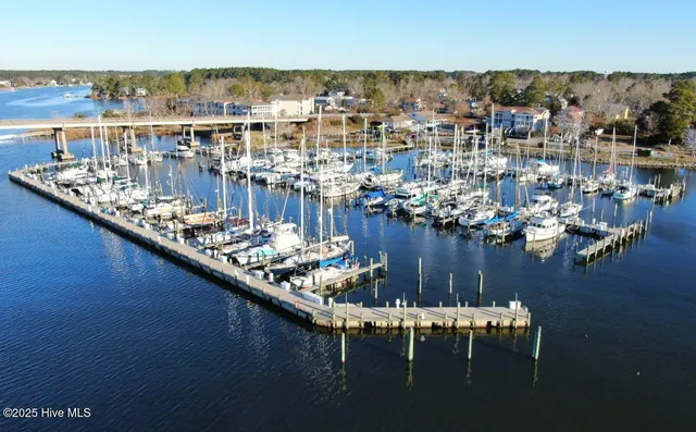 $39,900 | 516 Water Street, Unit B20, Oriental, NC 28571