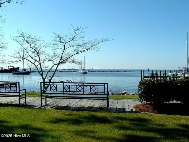 $39,900 | 516 Water Street, Unit B20, Oriental, NC 28571