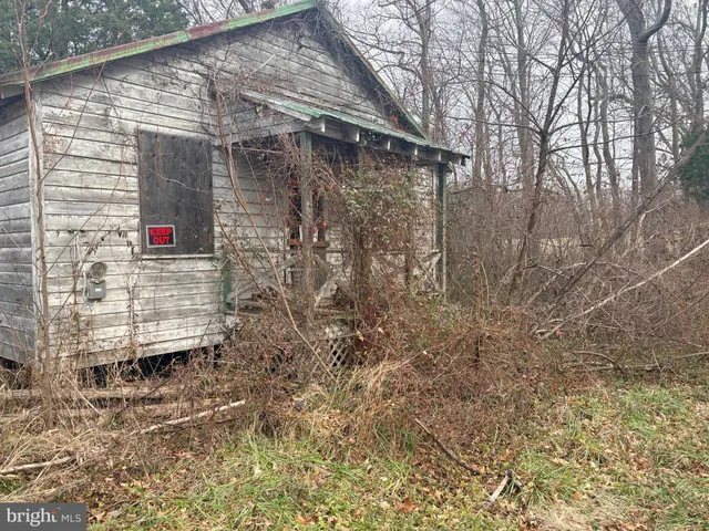 $75,000 | 1174 Wrighton Road, Lothian, MD 20711