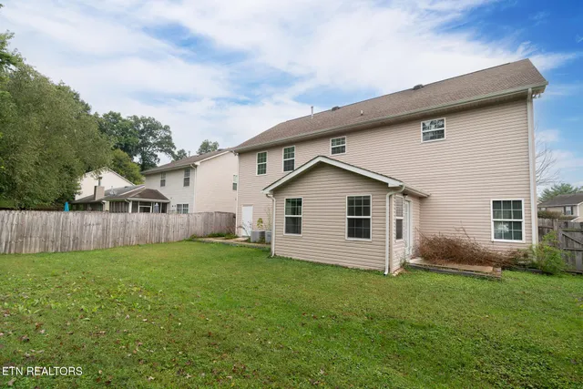 $545,000 | 819 Dowry Lane, Knoxville, TN 37919