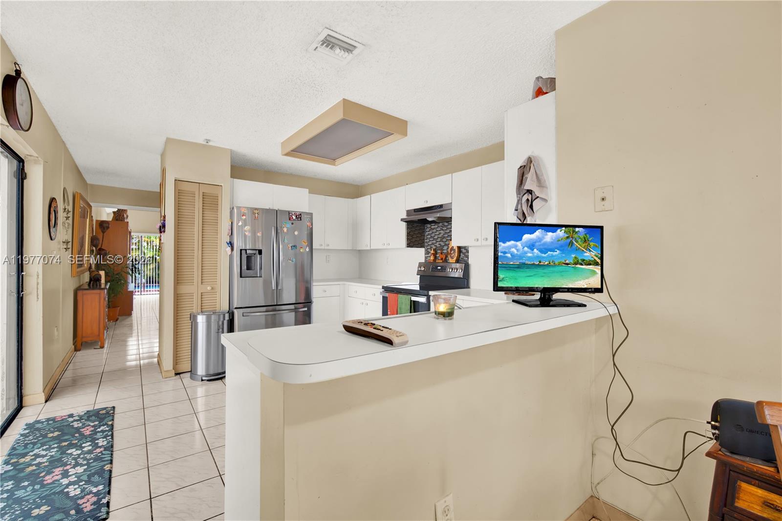 10528 Southwest 118th Place Miami, FL 33186 - Photo 14 of 45