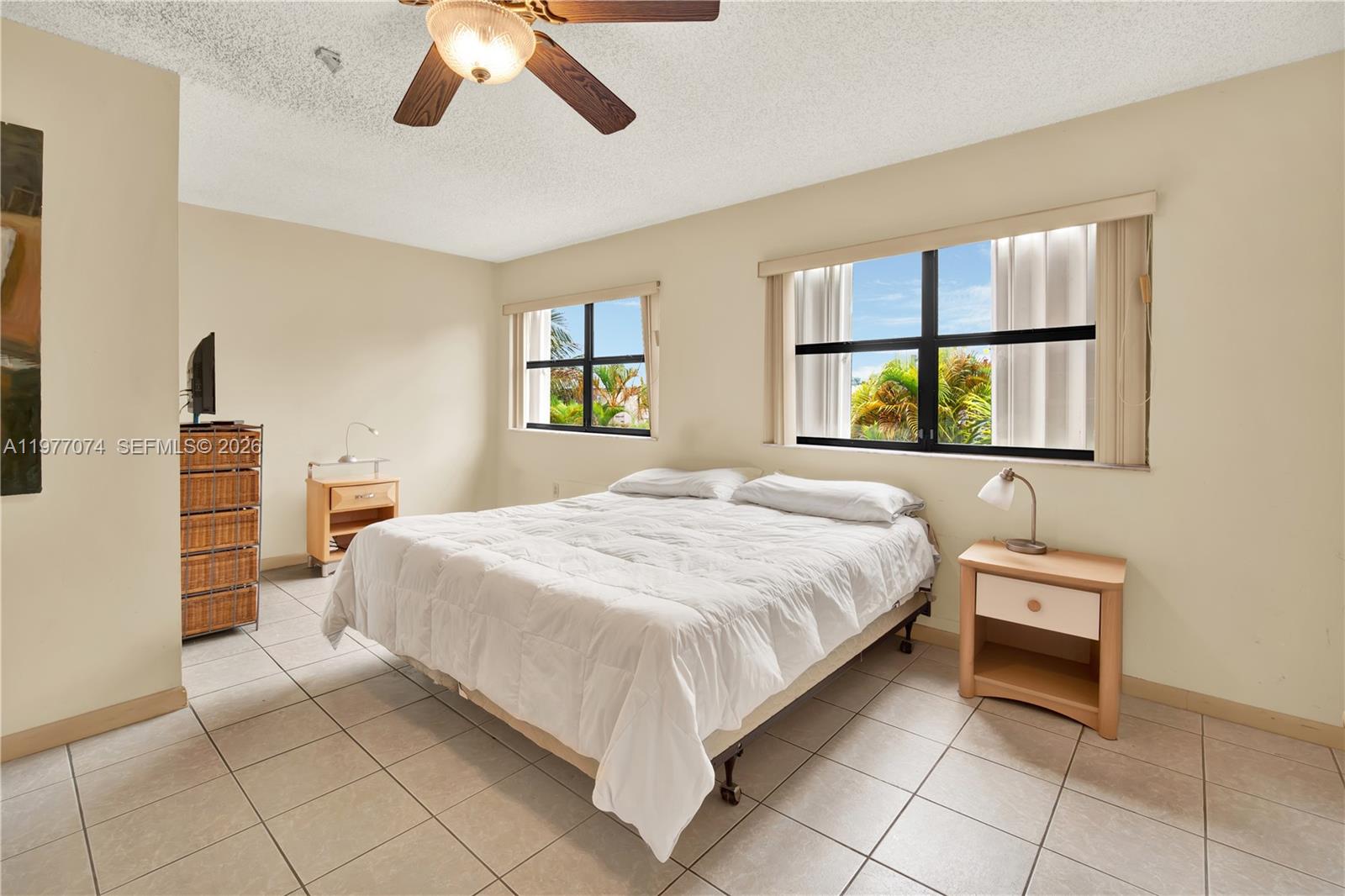 10528 Southwest 118th Place Miami, FL 33186 - Photo 23 of 45
