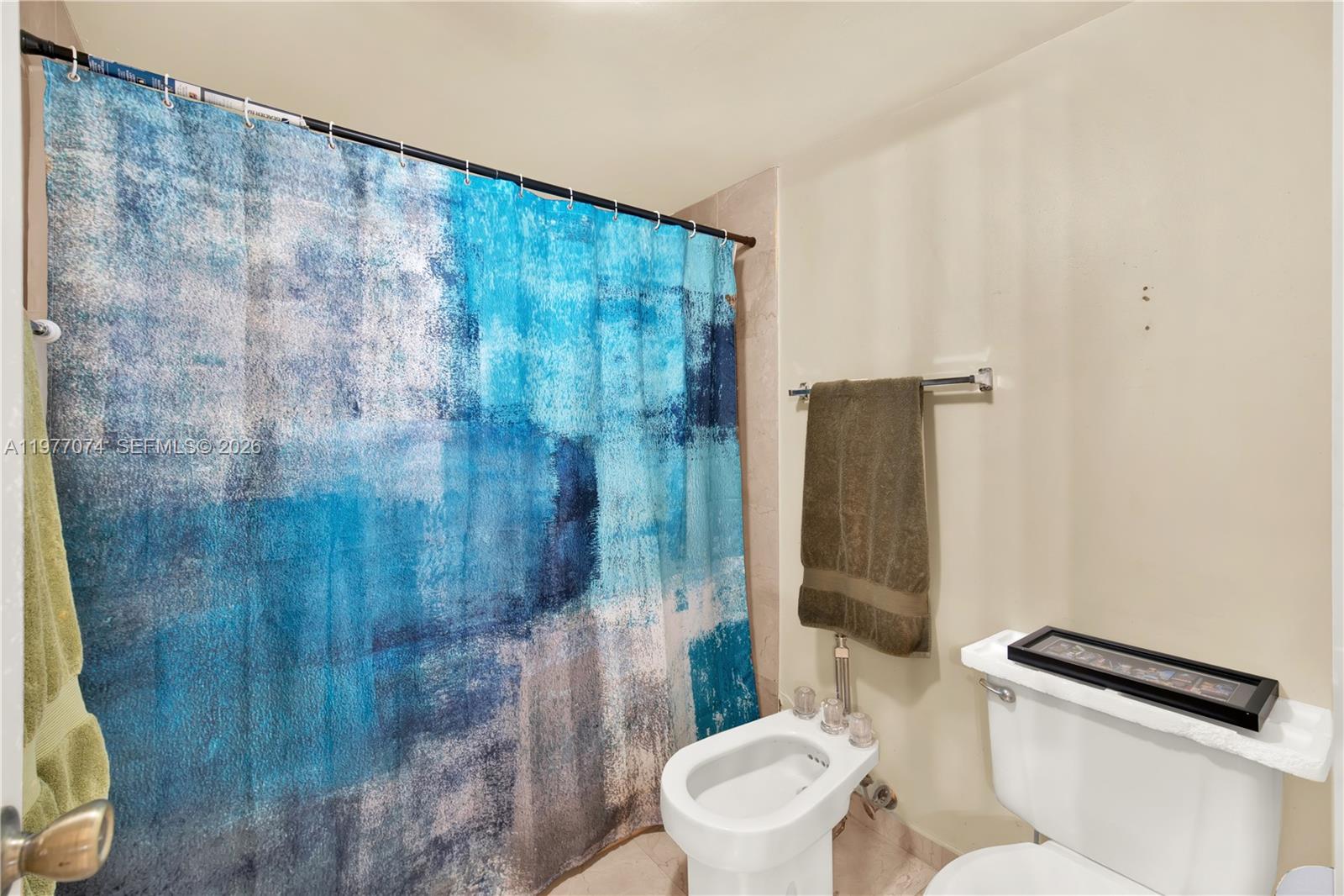 10528 Southwest 118th Place Miami, FL 33186 - Photo 30 of 45