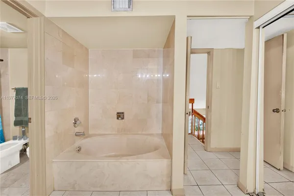 $900,000 | 10528 Southwest 118th Place, Miami, FL 33186