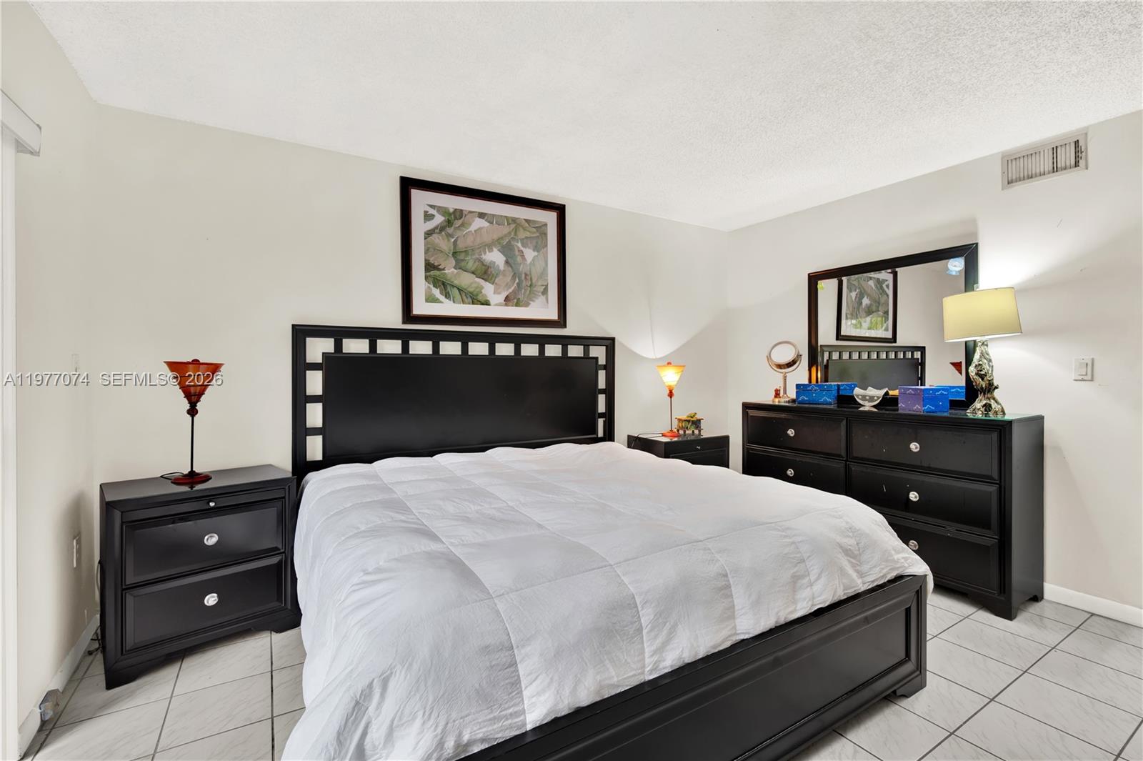 10528 Southwest 118th Place Miami, FL 33186 - Photo 33 of 45