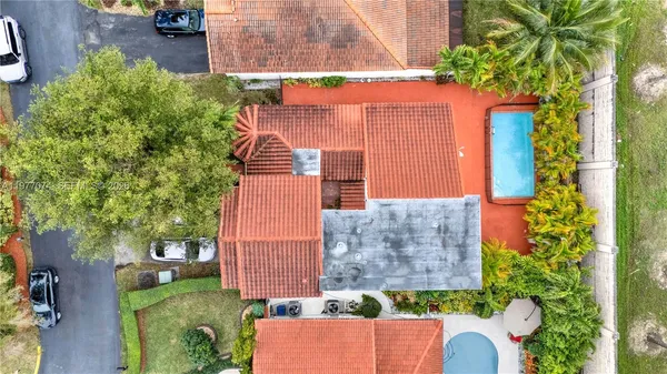 $900,000 | 10528 Southwest 118th Place, Miami, FL 33186