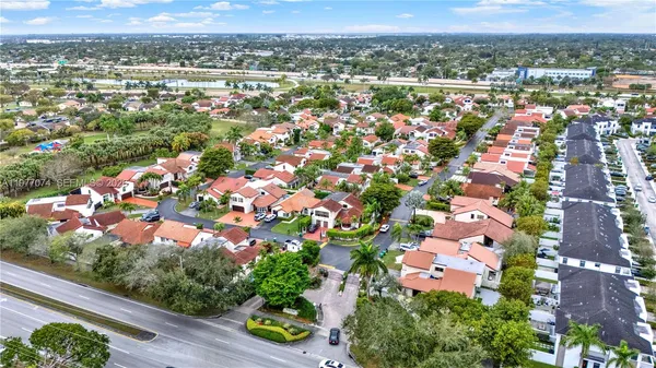 $900,000 | 10528 Southwest 118th Place, Miami, FL 33186