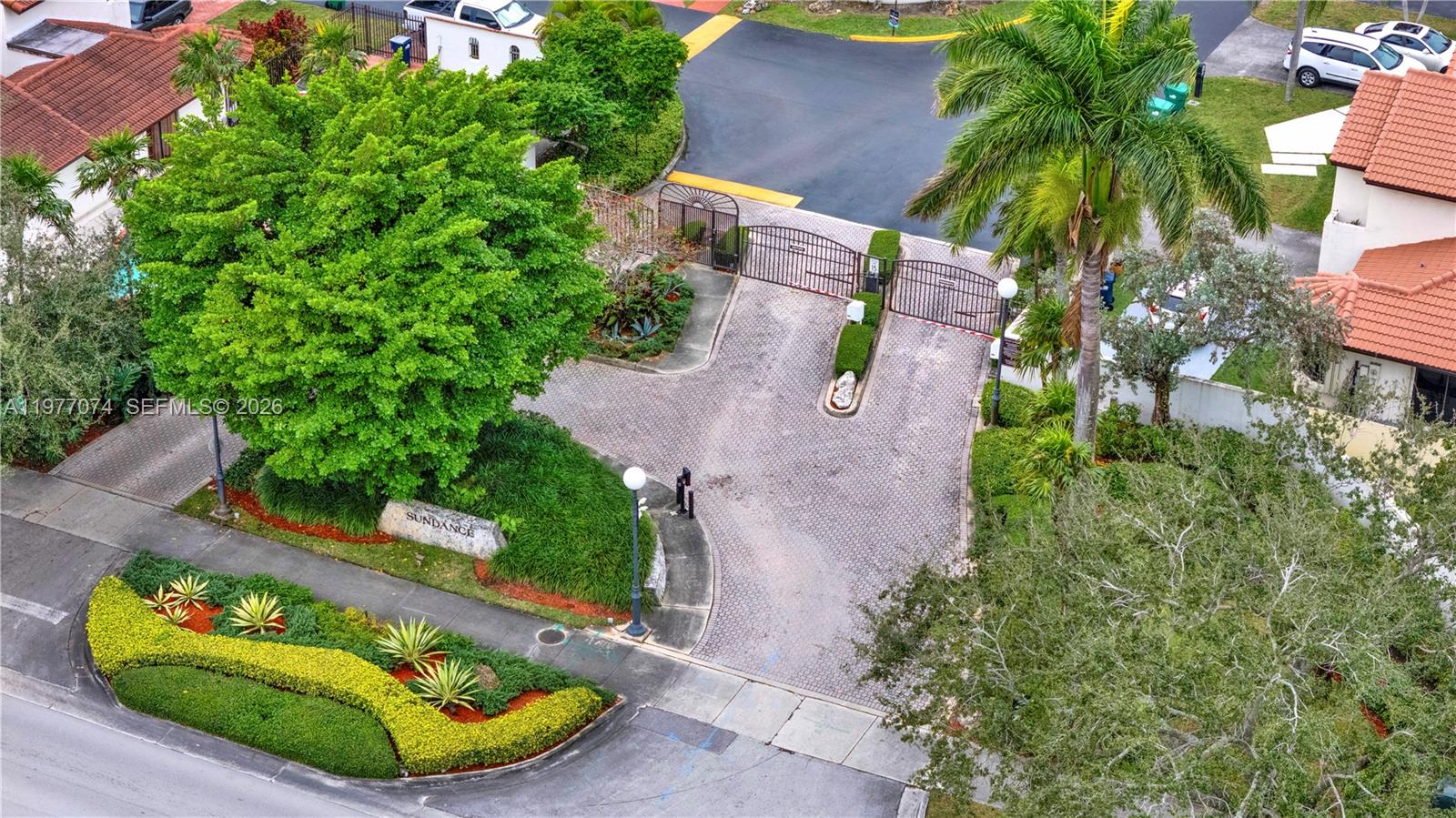 10528 Southwest 118th Place Miami, FL 33186 - Photo 42 of 45
