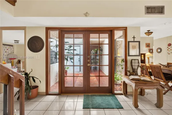 $900,000 | 10528 Southwest 118th Place, Miami, FL 33186