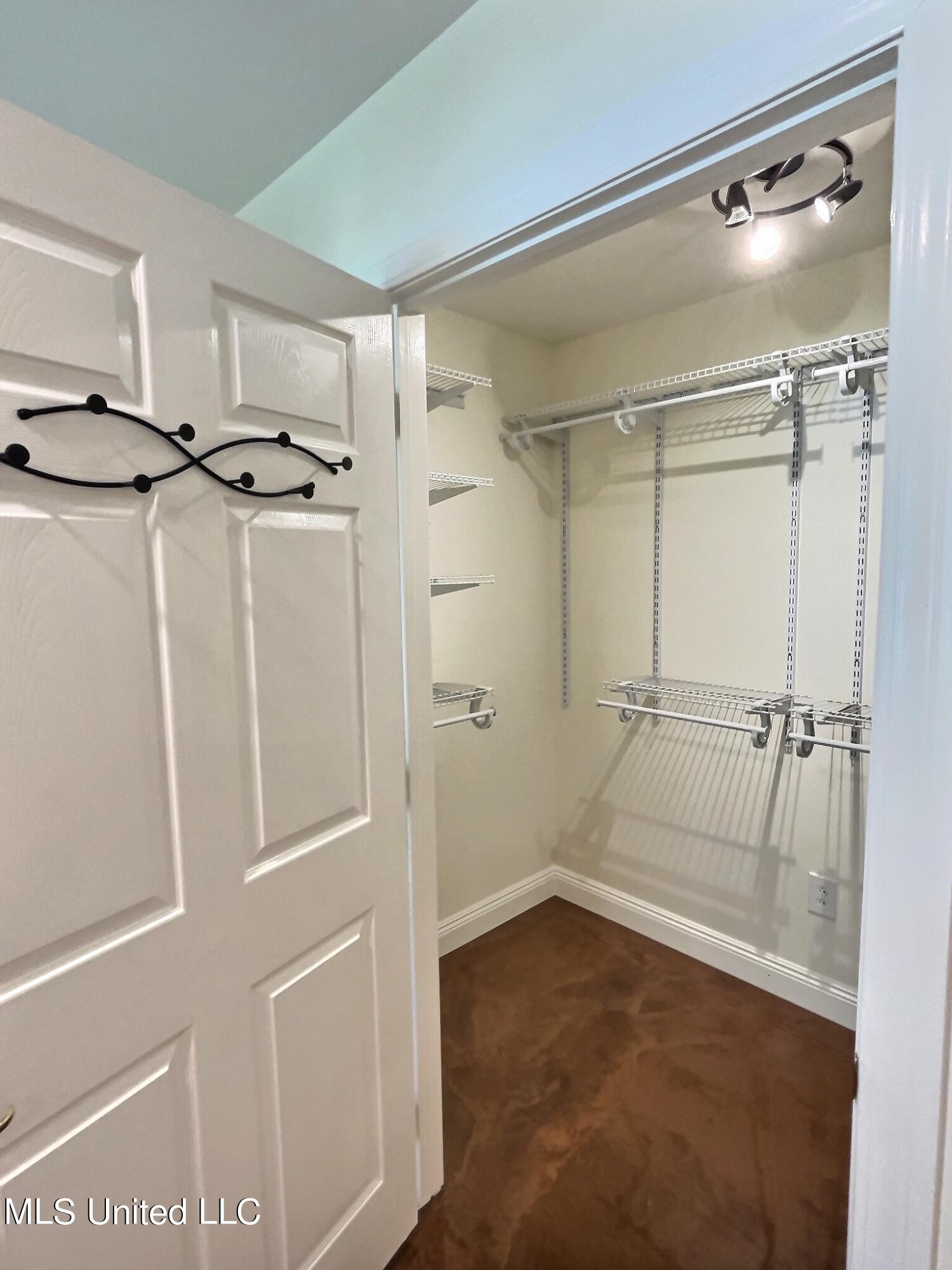 14132 Lumpkin Road Gulfport, MS 39503 - Photo 20 of 33 IMG_8534