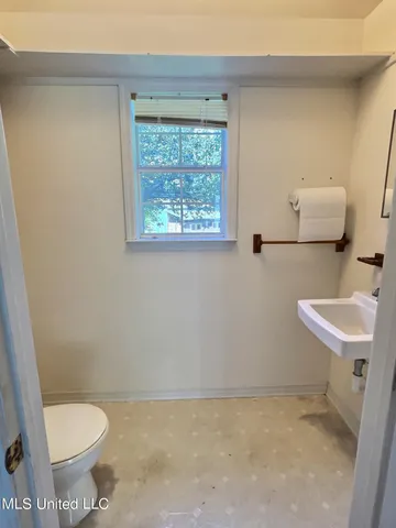 $2,550 | 14132 Lumpkin Road, Gulfport, MS 39503